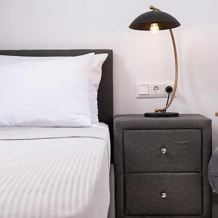 Hosting Moments Private Pool *