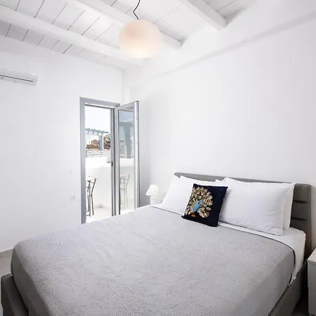Hosting Moments Private Pool Apartment